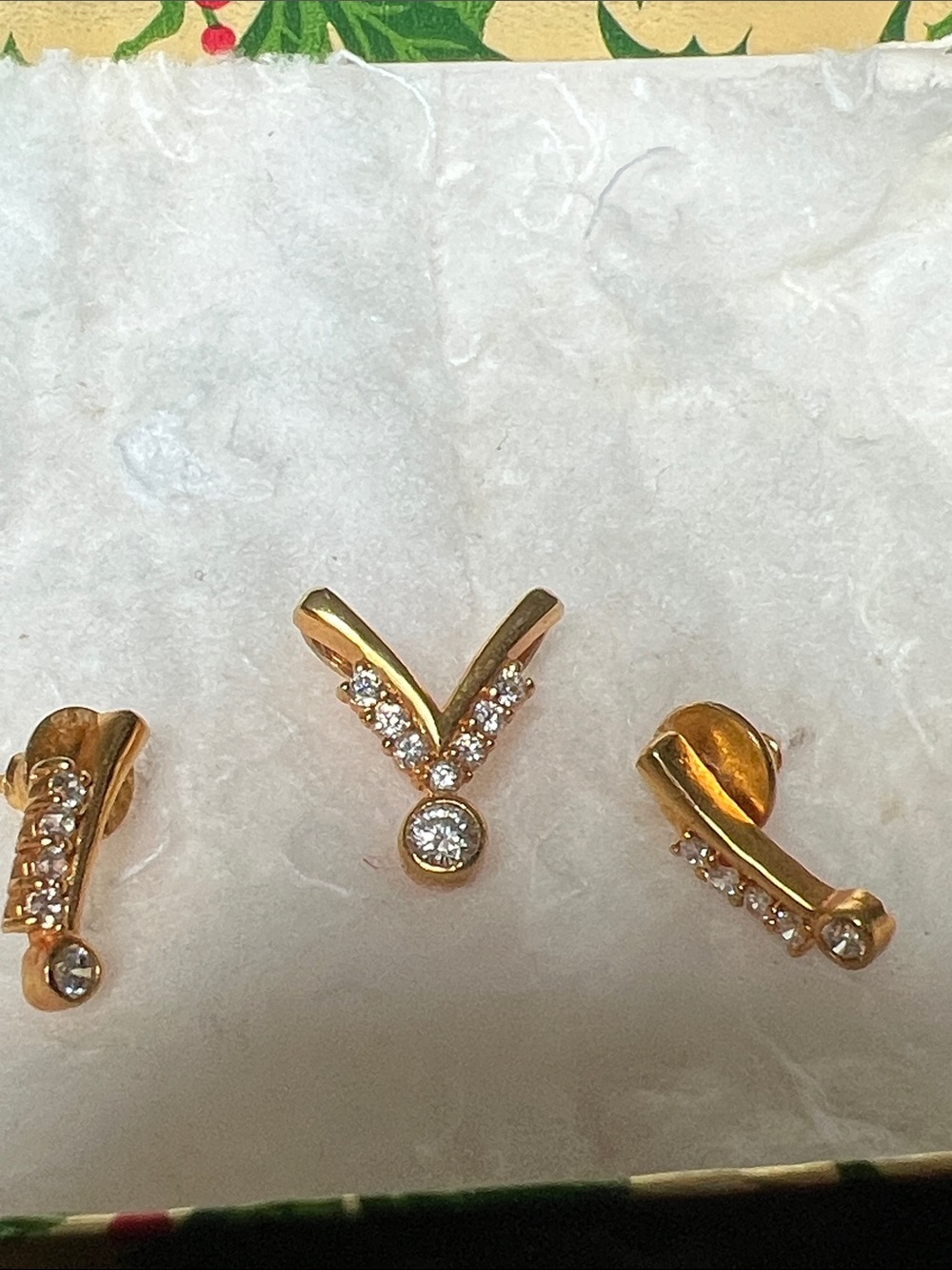 Gold-Tone Cubic Zirconia V-Style Pendant and Stud Earrings Set